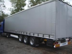 Transport utilaje agricole pe trailer