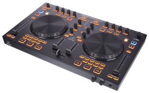 Behringer CMD Studio 4a