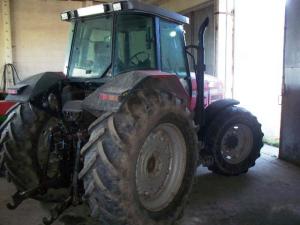 Tractor massey ferguson 8150