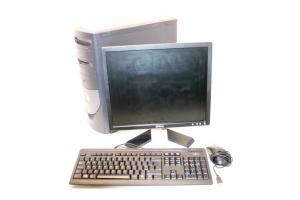 Calculator Dell Optiplex GX 280 Pentium 3.00 GHz , 2 GB DDR 2 , HDD 160 GB , Placa video integrata , Monitor 17" inch , Mouse + Tastatura