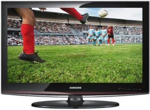 SAMSUNG - Televizor LCD 22" LE22C450 + CADOU