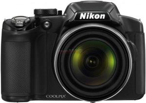 NIKON - Promotie Aparat Foto Digital COOLPIX P510 (Negru) Filmare Full HD, Poze 3D, GPS  + CADOURI