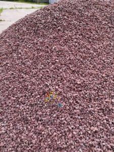Pietris decorativ rosu (8-20 mm) din piatra ornamentala concasata - saci 40  kg, GARDENIS, 6298 - Garden Services-Amenajari gradini-spatii verzi