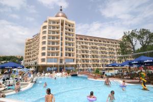 Vara 2010 Bulgaria Nisipurile de Aur Hotel Admiral 5* / Mic dejun