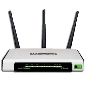 ROUTER WIRELESS N300 4 PORTURI, GIGABIT, USB, 3 ANTENE DETASABIL